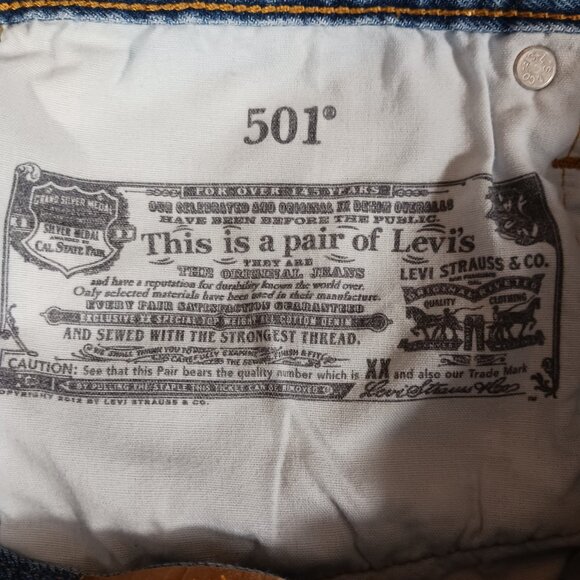 Levi's, 501 Striped Denim, High Rise, Cut Off Shorts, Button Fly, W-28, Frayed - Picture 10 of 14